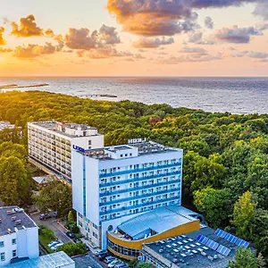 Resort Sanatorium Uzdrowiskowe Lech ***