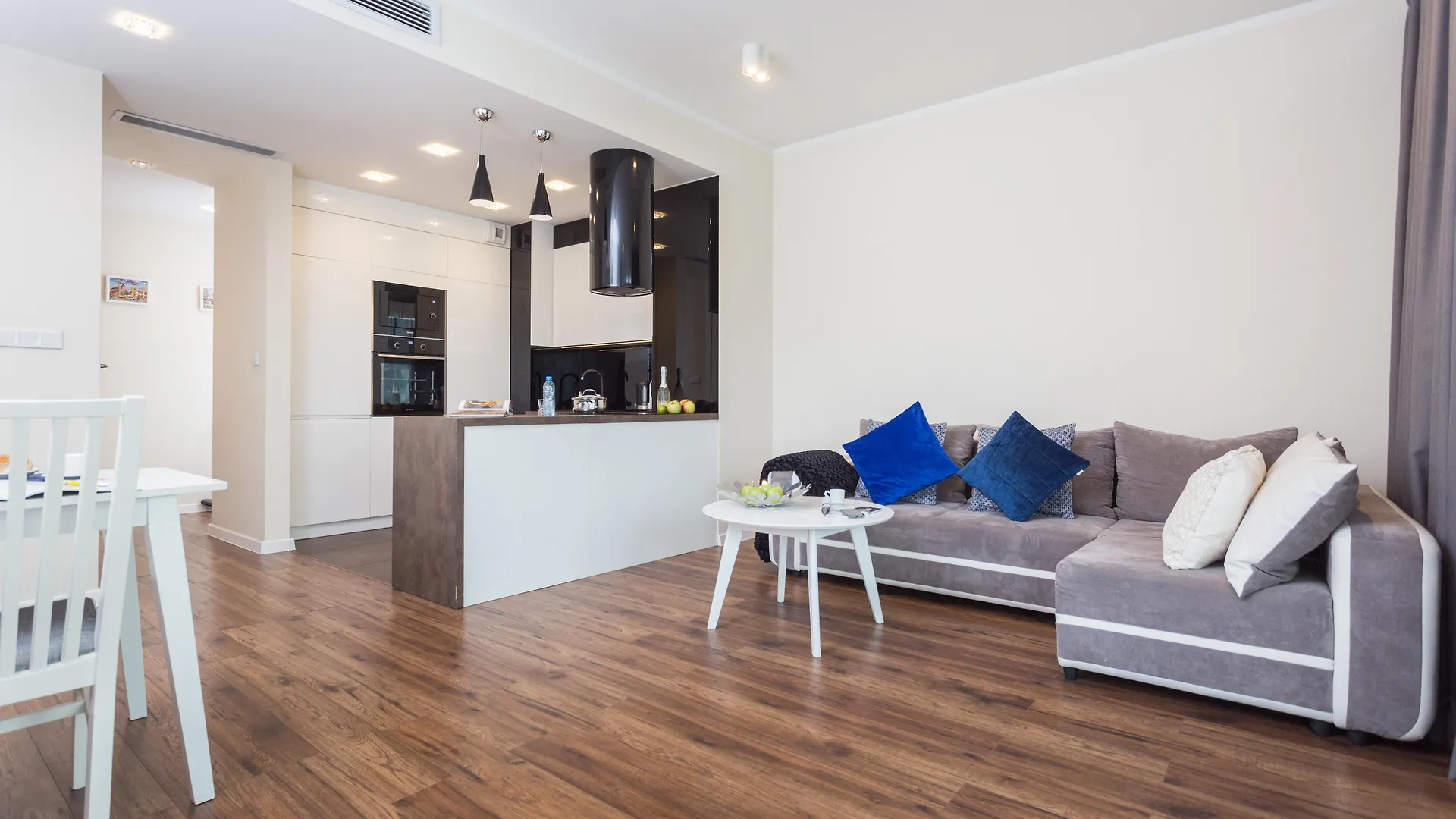Inpoint Central Suites With Parking Available Krakau Polen