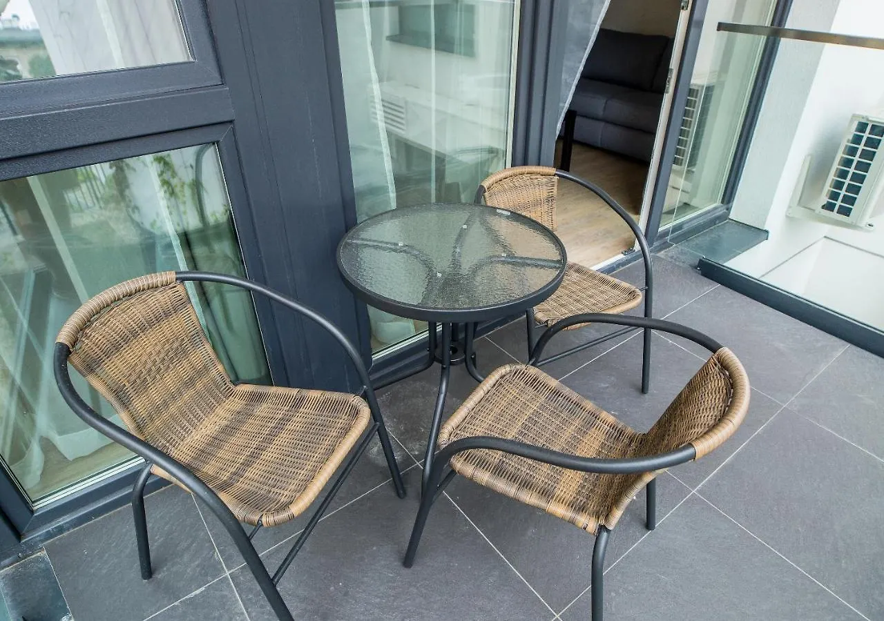 Inpoint Central Suites With Parking Available Krakau