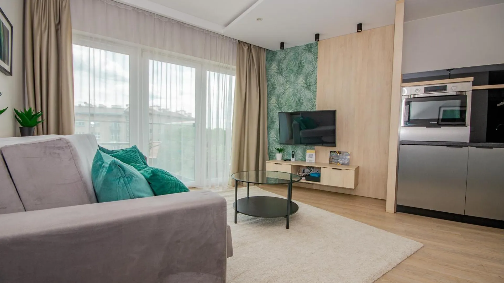Inpoint Central Suites With Parking Available Krakau Aparthotel