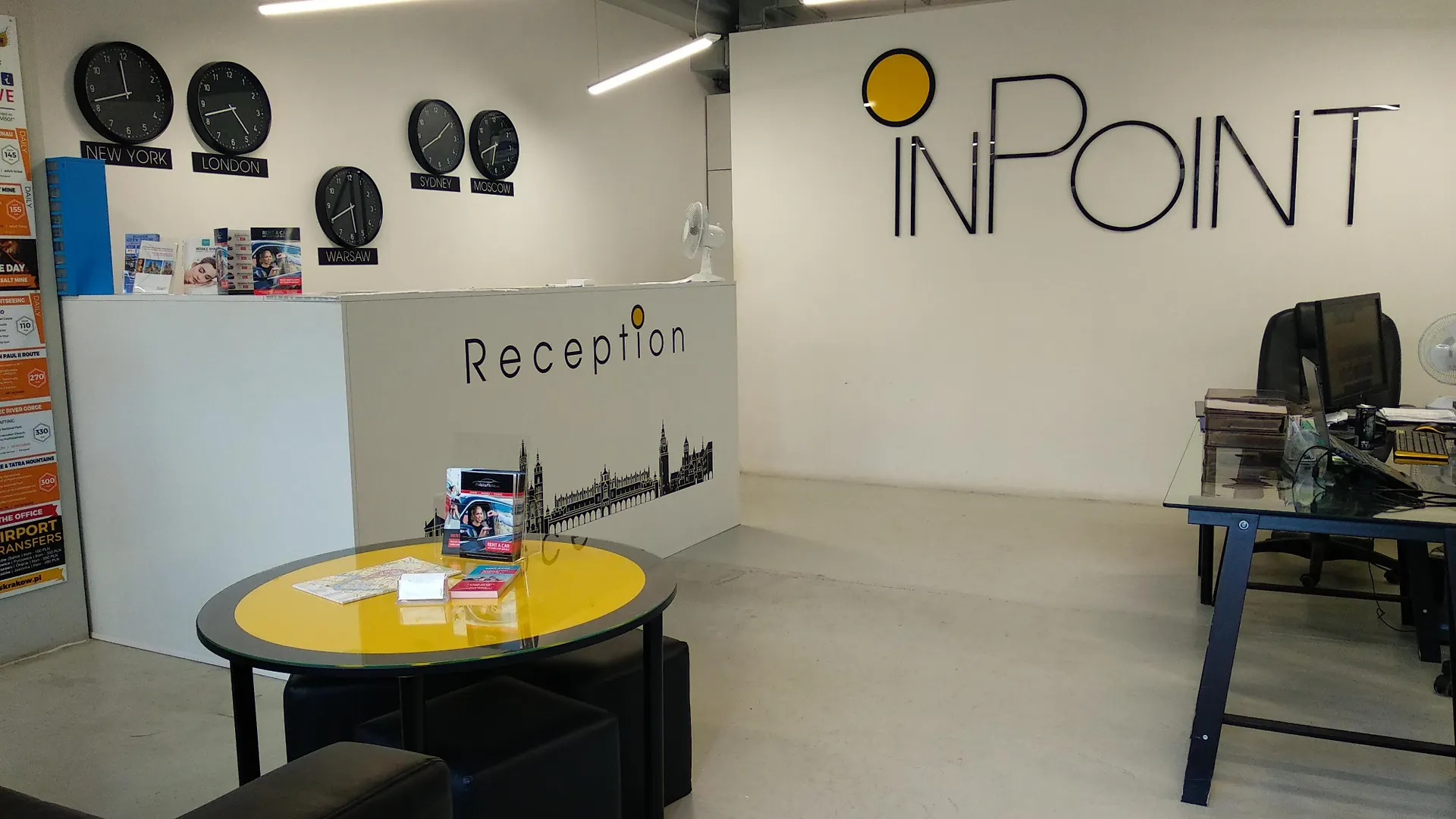 Inpoint Central Suites With Parking Available Krakau
